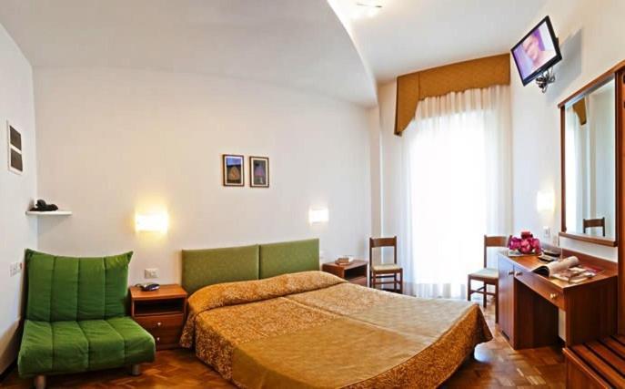 Hotel Gimm Bibione Exterior foto