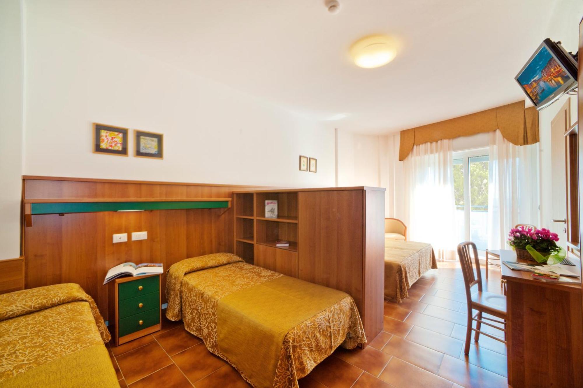 Hotel Gimm Bibione Exterior foto